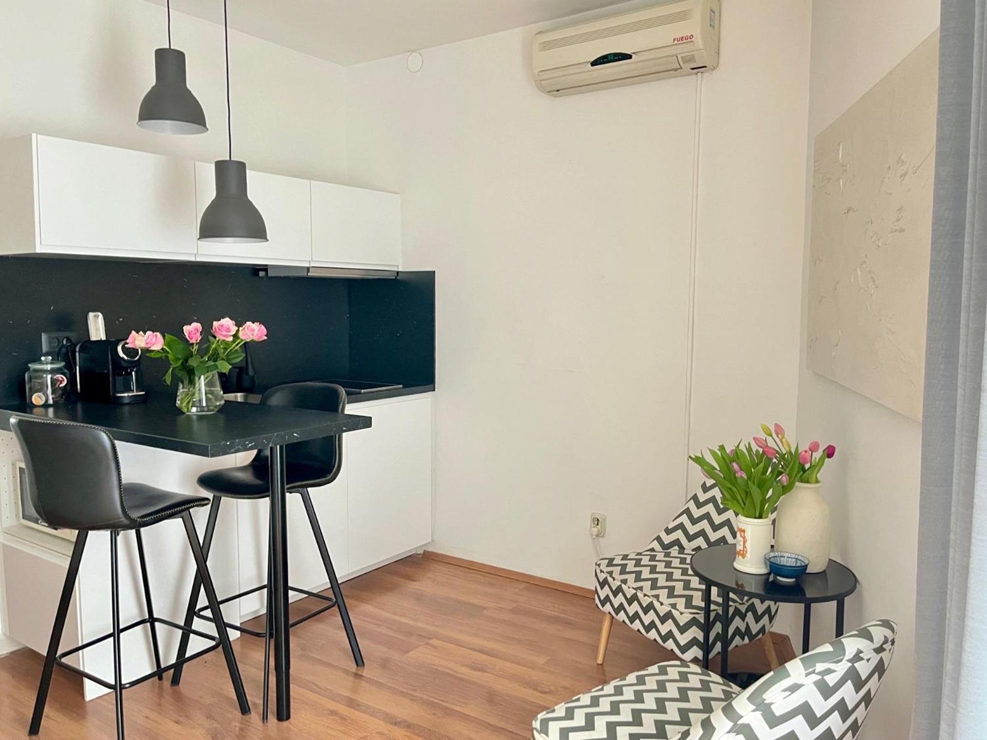 Studio Nana - By Golden Gate In Old Town Split Extérieur photo
